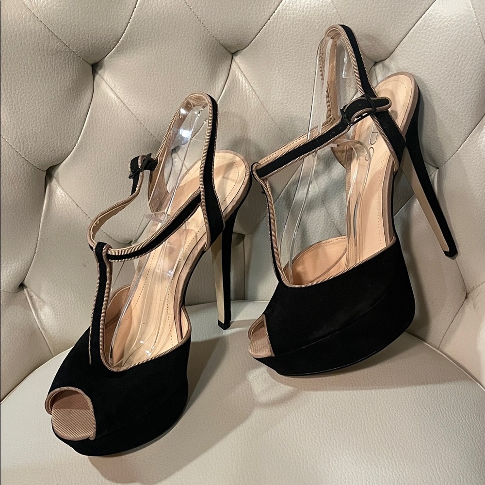 Aldo Black Suede T-Strap Peep Toe Platform High Heels